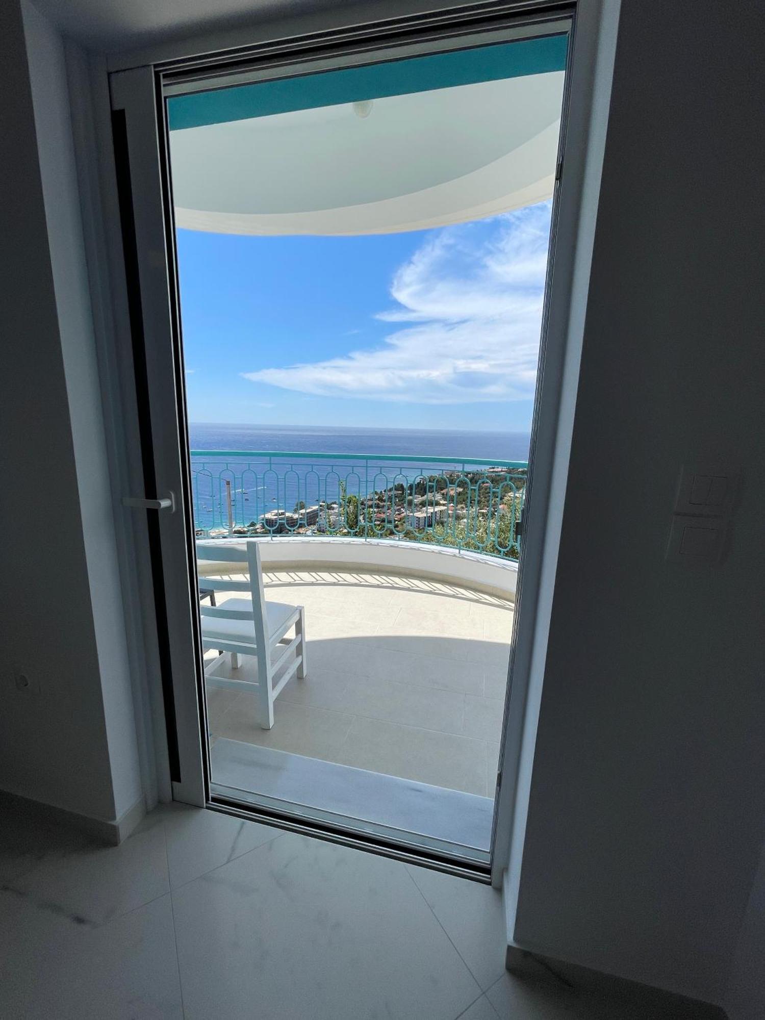 Endless Blue Apartments Dhërmi 外观 照片