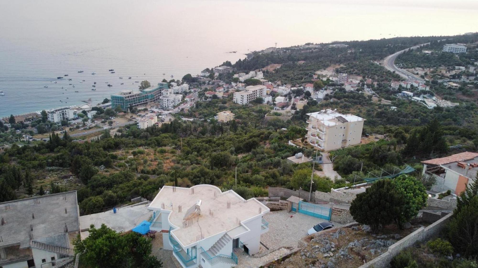 Endless Blue Apartments Dhërmi 外观 照片